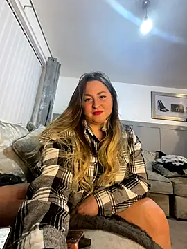 AvaMayXoX online show from January 7, 2026, 10:34 pm