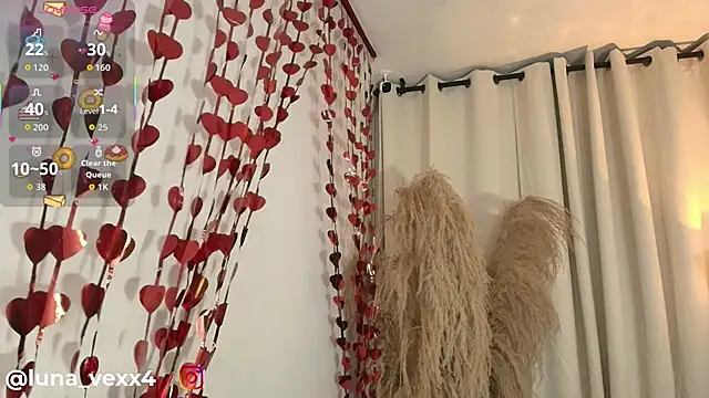 big woman online show from February 15, 2026, 3:03 am