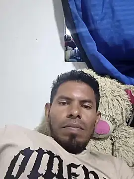 Snapshot of adambrosk_08 chatting on January 7, 2026, 8:33 pm adambrosk 08 online show from January 7, 2026, 8:33 pm