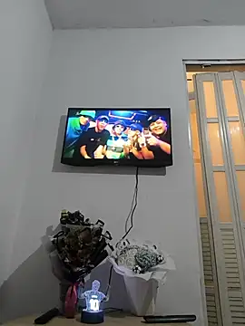 Snapshot of VersedChip chatting on February 16, 2026, 4:41 am VersedChip online show from February 16, 2026, 4:41 am