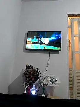 Snapshot of VersedChip chatting on February 24, 2026, 11:25 pm VersedChip online show from February 24, 2026, 11:25 pm