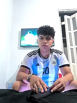 Snapshot of VersedChip chatting on March 3, 2026, 3:56 am VersedChip online show from March 3, 2026, 3:56 am