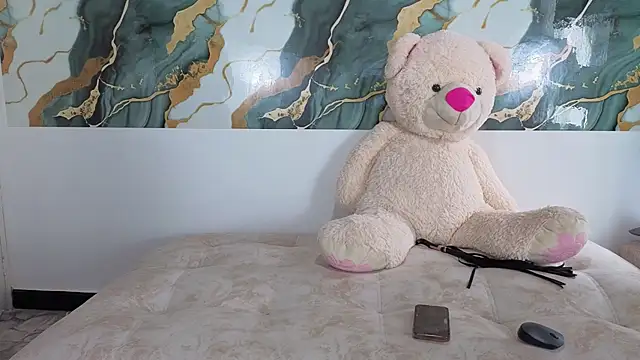 jasmine star12 online show from February 2, 2026, 7:56 pm