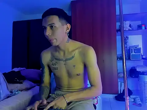 Scook Gray  online show from February 9, 2026, 6:34 pm