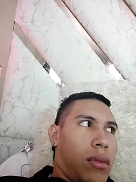 Scook Gray  online show from February 28, 2026, 4:41 pm