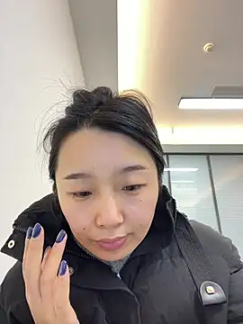 Qrooo online show from January 15, 2026, 5:56 am