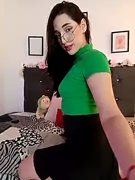 RoseNyx online show from February 5, 2026, 3:49 pm