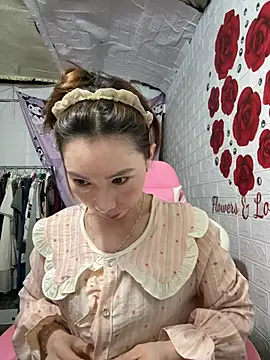 Snapshot of Adela-222 chatting on May 19, 2026, 2:29 am Adela-222 online show from May 19, 2026, 2:29 am