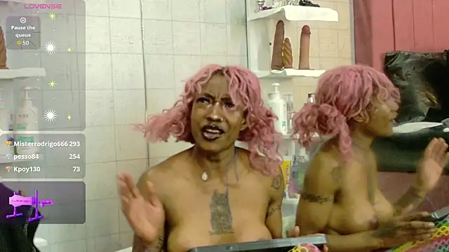 DaniaMarcell online show from March 31, 2026, 4:51 pm