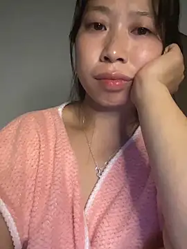 Snapshot of Mayly_lucky2 chatting on June 17, 2026, 9:49 pm Mayly lucky2 online show from June 17, 2026, 9:49 pm