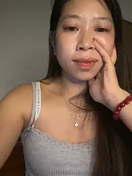 Snapshot of Mayly_lucky2 chatting on June 22, 2026, 10:07 pm Mayly lucky2 online show from June 22, 2026, 10:07 pm