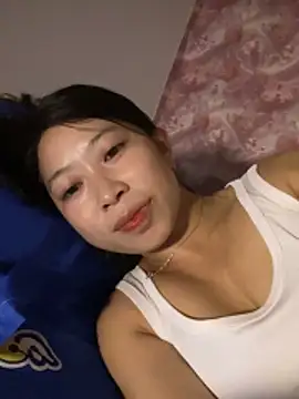 Snapshot of Mayly_lucky2 chatting on June 29, 2026, 2:17 pm Mayly lucky2 online show from June 29, 2026, 2:17 pm