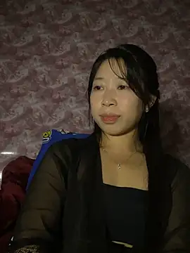 Snapshot of Mayly_lucky2 chatting on July 5, 2026, 4:19 am Mayly lucky2 online show from July 5, 2026, 4:19 am