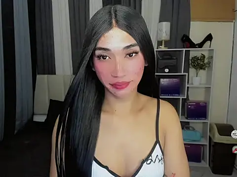 FyangFoxx online show from May 10, 2026, 6:24 pm