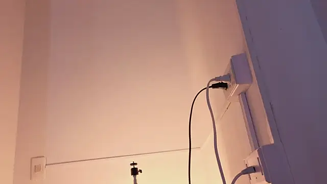 nova salvatore online show from February 8, 2026, 3:54 am