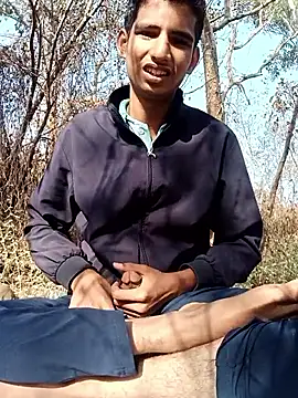 Snapshot of sahilcute1 chatting on January 12, 2026, 4:18 am sahilcute1 online show from January 12, 2026, 4:18 am