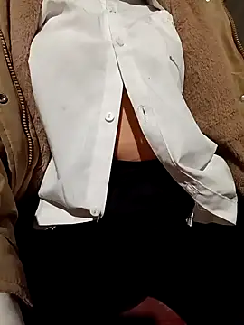 Snapshot of hoahong2 chatting on January 9, 2026, 10:18 am hoahong2 online show from January 9, 2026, 10:18 am