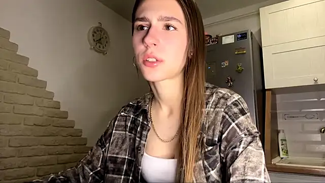 Snapshot of ElsieKuhlmann chatting on February 6, 2026, 5:12 am ElsieKuhlmann online show from February 6, 2026, 5:12 am