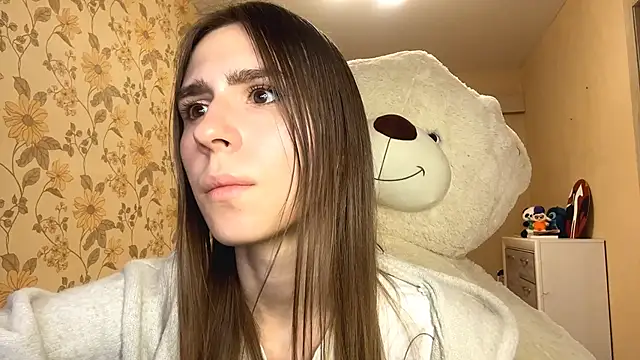 ElsieKuhlmann online show from March 19, 2026, 5:17 pm