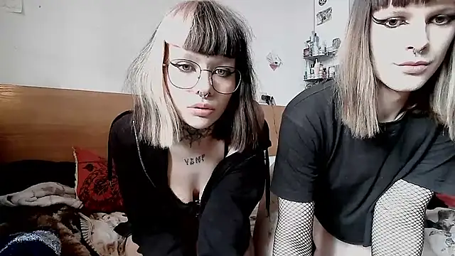 Snapshot of kicianiunia chatting on March 8, 2026, 2:10 pm kicianiunia online show from March 8, 2026, 2:10 pm