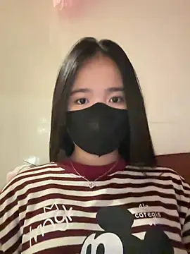 Gwen879 online show from March 15, 2026, 12:27 am