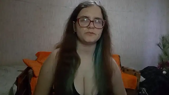 Snapshot of Miyabeee chatting on February 8, 2026, 7:34 am Miyabeee online show from February 8, 2026, 7:34 am