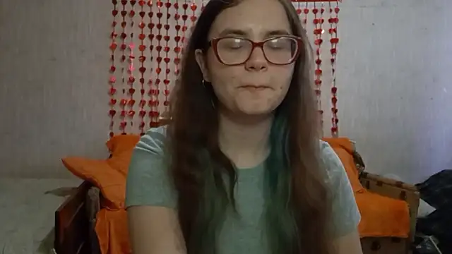 Snapshot of Miyabeee chatting on February 10, 2026, 11:14 am Miyabeee online show from February 10, 2026, 11:14 am