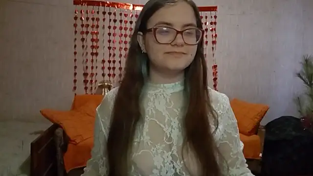 Snapshot of Miyabeee chatting on February 27, 2026, 6:24 am Miyabeee online show from February 27, 2026, 6:24 am