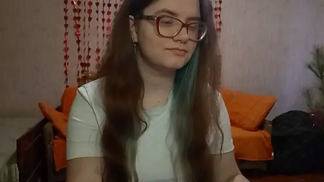 Snapshot of Miyabeee chatting on March 1, 2026, 6:37 am Miyabeee online show from March 1, 2026, 6:37 am