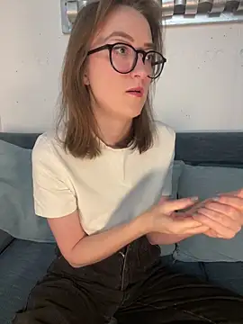 Persephone Kore online show from March 26, 2026, 6:57 pm