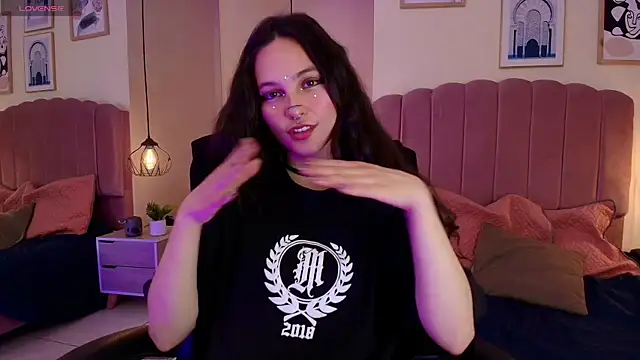 Hanabie  online show from January 15, 2026, 3:22 am