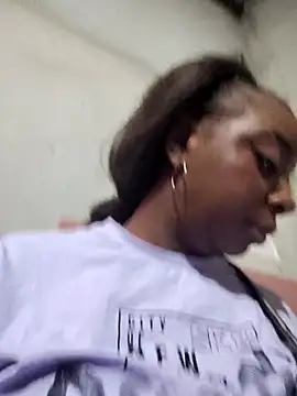 Snapshot of EngelSmith_ chatting on January 13, 2026, 11:48 am EngelSmith online show from January 13, 2026, 11:48 am