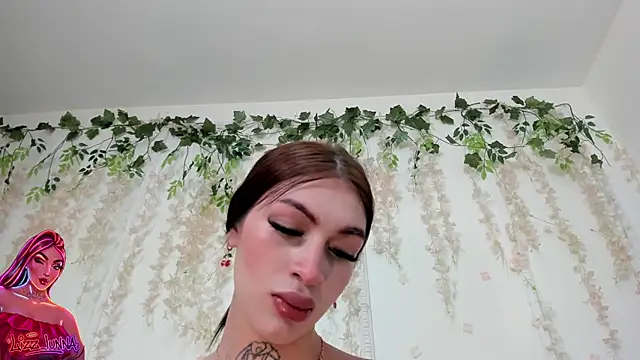 Snapshot of lizz_lunna chatting on June 17, 2026, 8:21 pm lizz lunna online show from June 17, 2026, 8:21 pm