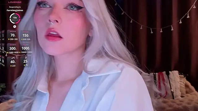 ShyniAlice online show from March 31, 2026, 4:46 am