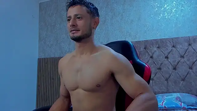 Snapshot of Adonys_Lewis_ chatting on February 10, 2026, 6:28 am Adonys Lewis online show from February 10, 2026, 6:28 am