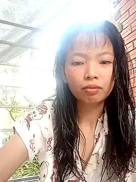 Snapshot of Chammy720 chatting on April 16, 2026, 10:38 am Chammy720 online show from April 16, 2026, 10:38 am