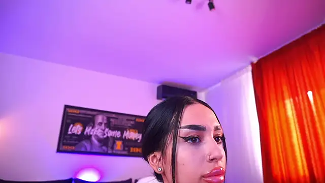 Snapshot of KimNaty chatting on February 16, 2026, 1:51 pm KimNaty online show from February 16, 2026, 1:51 pm