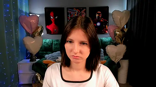 Snapshot of KikaOsterman chatting on February 28, 2026, 6:36 am KikaOsterman online show from February 28, 2026, 6:36 am