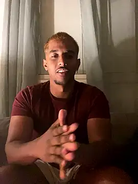 Snapshot of Axel_black10 chatting on January 15, 2026, 4:33 pm Axel black10 online show from January 15, 2026, 4:33 pm