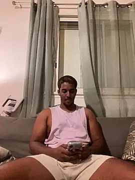 Axel black10 online show from February 12, 2026, 9:54 pm