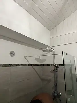 Axel black10 online show from February 20, 2026, 12:40 am