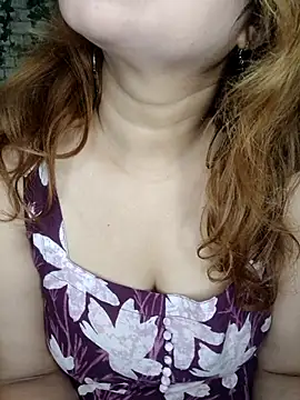 Snapshot of Queen-Naina chatting on January 13, 2026, 7:57 am Queen-Naina online show from January 13, 2026, 7:57 am