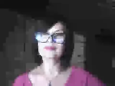 KlaraFialova online show from January 15, 2026, 2:43 pm