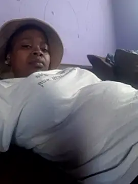 Snapshot of bigboobylicious chatting on May 26, 2026, 12:56 pm bigboobylicious online show from May 26, 2026, 12:56 pm