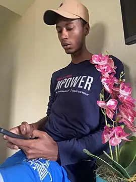 twink gabrielll online show from May 25, 2026, 1:06 pm
