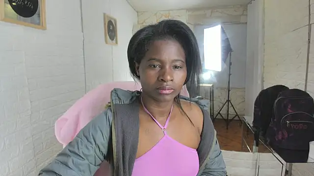 Snapshot of Betany_Grey chatting on February 21, 2026, 4:02 am Betany Grey online show from February 21, 2026, 4:02 am