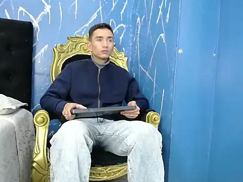 Iam Smith  online show from February 14, 2026, 2:41 am