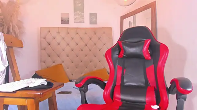 noah sthone online show from March 5, 2026, 3:35 am