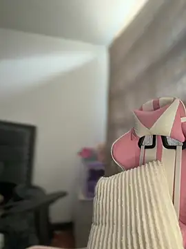 Lilith blaze Fg online show from April 19, 2026, 4:28 pm