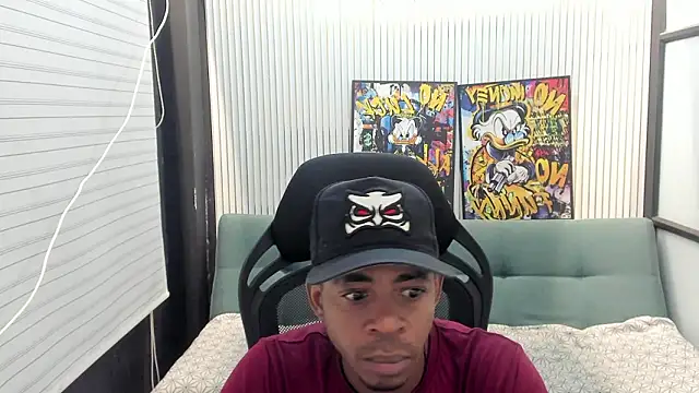 Snapshot of AndresPalacios_ chatting on January 15, 2026, 4:50 am AndresPalacios online show from January 15, 2026, 4:50 am